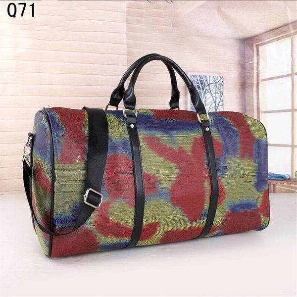 

2021 fashion men women travel bag duffle bag luggage handbags large capacity sport 50cm camouflage multicolor one-shoulder fitness3186
