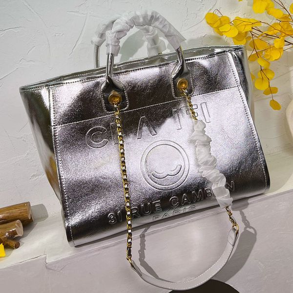 

luxury designer beach shopping bag shiny patent leather with handle matelasse chain women tote shoulder handbag outdoor large capacity purse