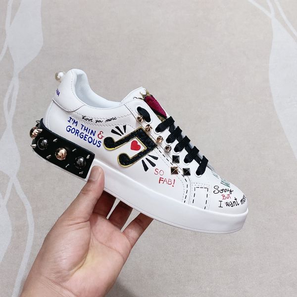 

high-end quality sneakers leather graffiti everything matching comfortable casual shoes pearl riveted lace-up thick soled luxury men's