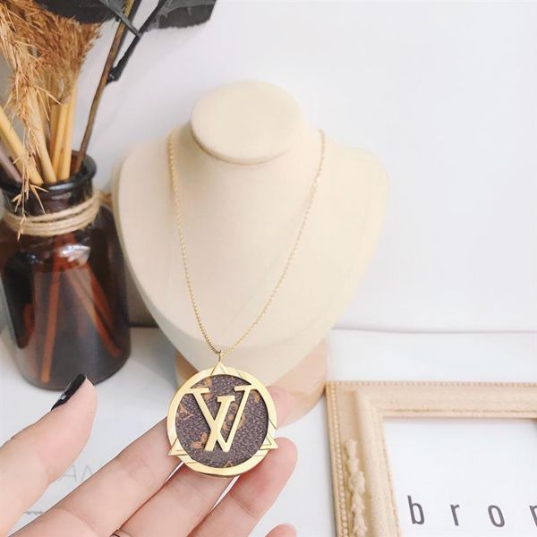 

fashion womens design necklace faux leather 18k gold plated stainless steel necklaces choker chain flower letter lock pendant wedd250y, Silver