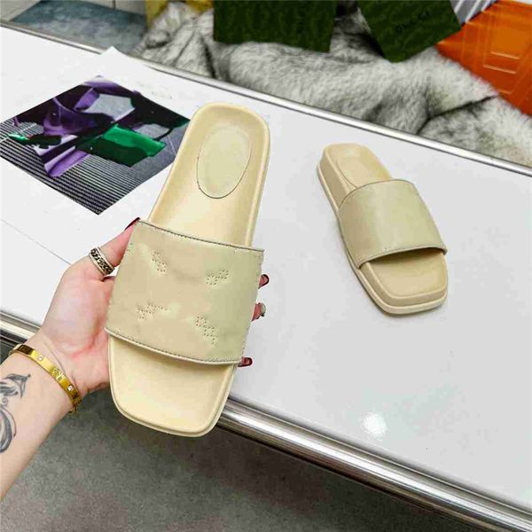 

fashion slippers 2023 ggity luxury design summer men's and women's flats thick soled leather rubber lettering logo casual cartoon, Black