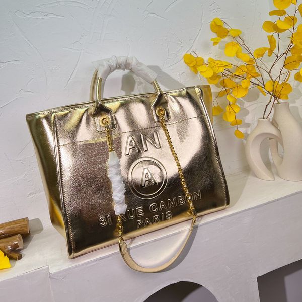 

23ss women luxurys designers totes shopping bags beach handbag shouder crossbody bag genuine leather messenger embossed letters handbags pou