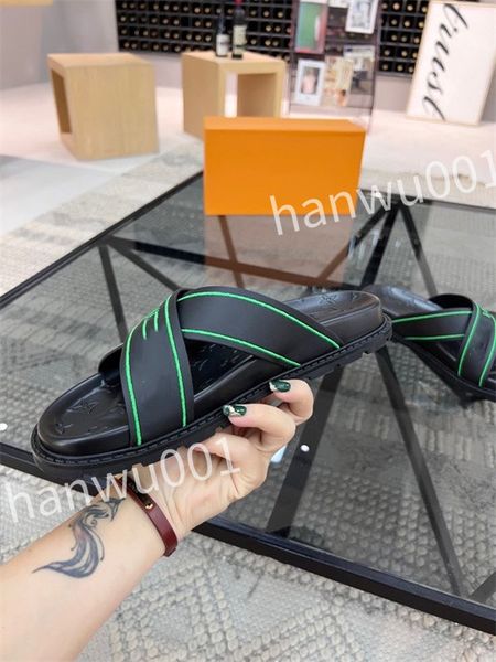 

2023 new leather ceiling slide slippers designer flat men summer sandals fashion luxury leisure resort beach, Black