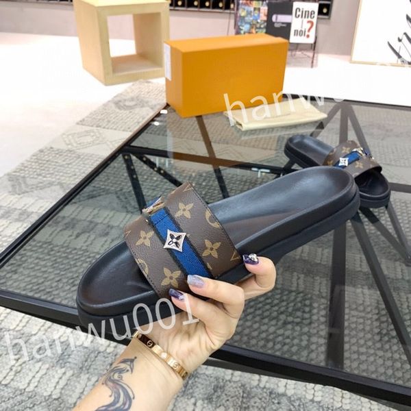 

2023 leather slide slippers designer flat men's summer sandals fashion luxury leisure resort beach, Black