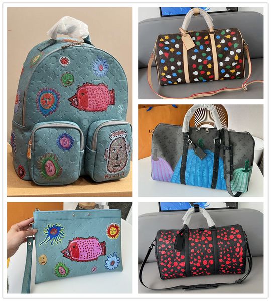 

designer yayoi kusama duffel bag travel backpack 23ss women men keepall handbag chriser shoulder backpack kusamad pochette voyage clutch bag