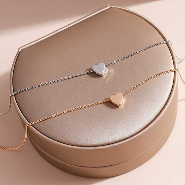 

pendant necklaces fashion tiny heart necklace for women short chain heart shape pendant necklace gift bohemian choker necklace birthday gift, Silver