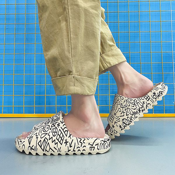 

slippers summer graffiti slippers house soft women bath slippers non-slip home ladies platform shoes eva flip flops thick slides 230421, Black