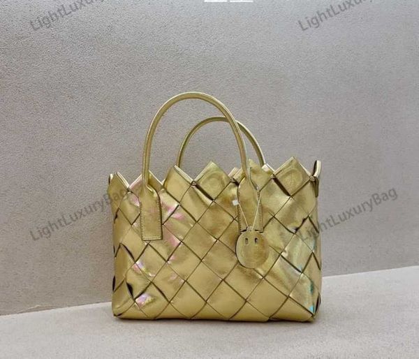 

new young women quality leather retro large capacity woven silver tote mother bag single shoulder bag fashion armpit bag smile handbags23042