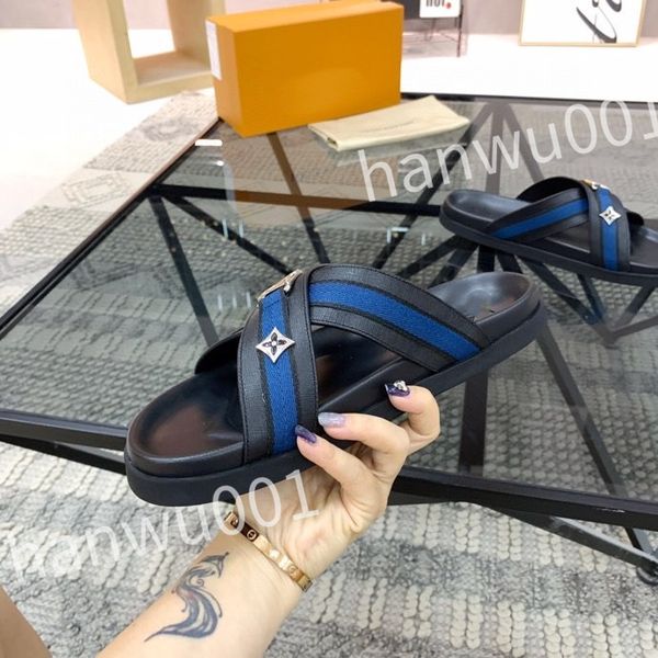 

2023 new leather slide slippers designer flat women's summer sandals fashion luxury leisure resort beach, Black