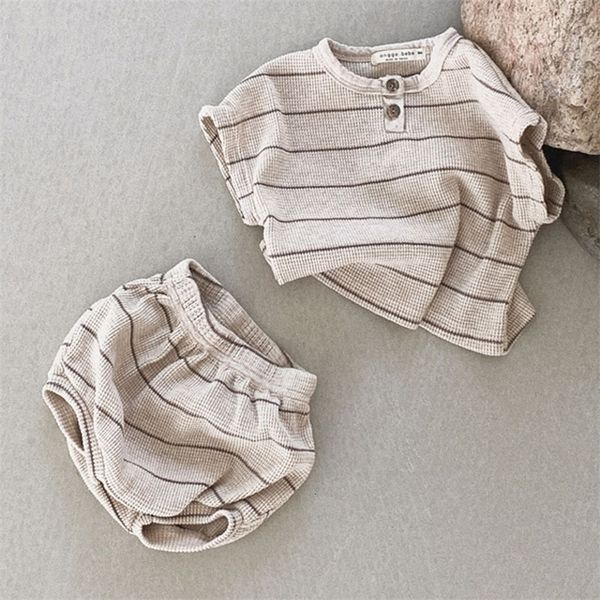 

clothing sets born baby clothes boy casual western style striped short-sleeved t-shirt suit girl baby summer cotton triangle shorts suit 230, White