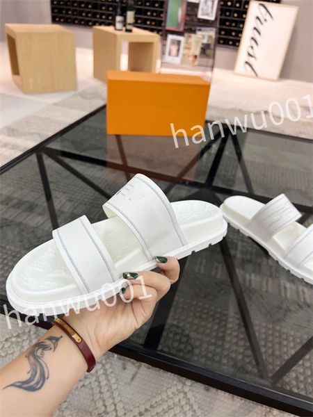 

leather ceiling slide slippers designer flat mens summer sandals fashion luxury leisure resort beach, Black
