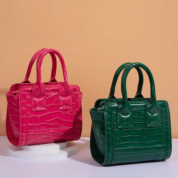 

evening bags brand bags luxury trapeze handbags for women 2022 odile leather crossbody bag ladies small purses shoulder chains designer j230