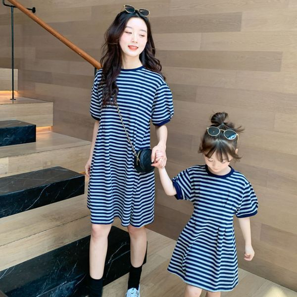 

family matching outfits summer mom dad and son daughter matching family clothes parent-child outfit for family of four women girl dress man, Blue
