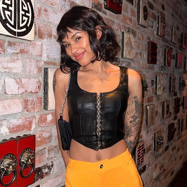 

tanks 2022 summer new temperament fashion allmatch casual street square neck hollow laceup leather vest, Black;white