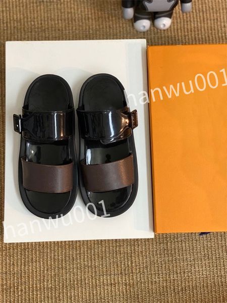 

2023 new designer fashion women sandals slippers leather shoes luxury atmosphere high quality, Black