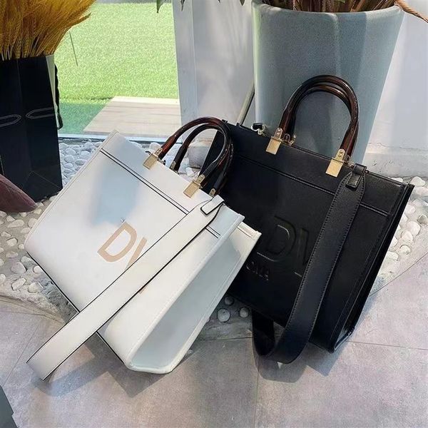 

65% off online factory clearance super low large capacity autumn and winter fashion hand bag3410