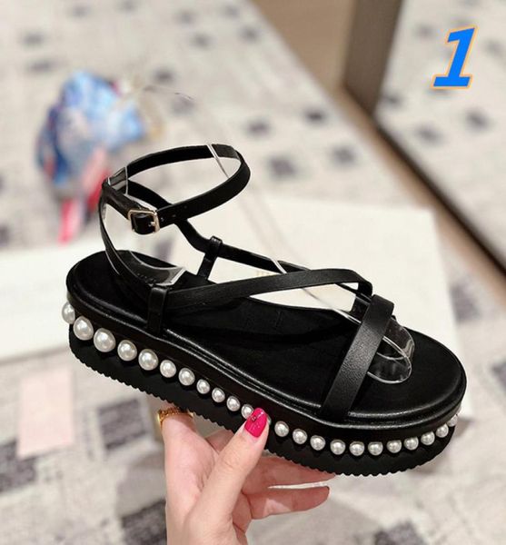

2022 luxury designer casual flat sandals summer beach fashion slippers size 35 417944936, Black