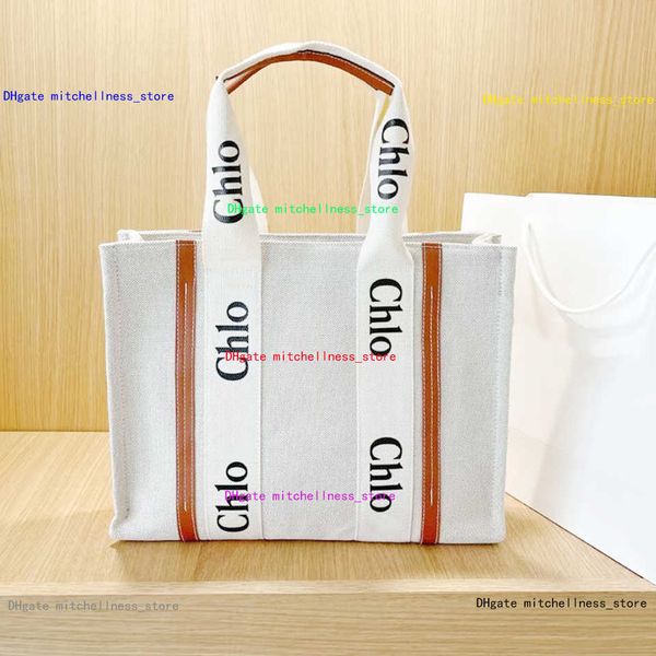 

designer woody tote shopping bag large capacity canvas handbag wear resistant material and classic elements shoulder bag for travel beach ba
