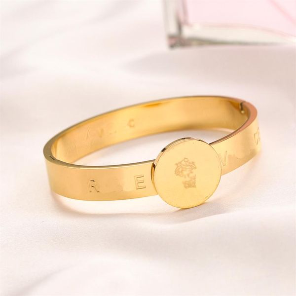

luxuy bangle 18k plated gold charm bracelet doll european and american fashion brand young style classic style christmas couple gi162b, Black