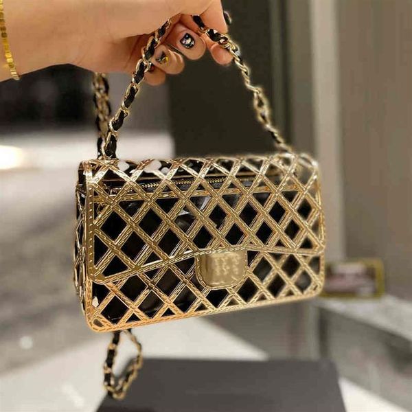 

cc bag shopping bags 2022ss trend luxury flap gold metal hollow woven lined zipper leather classic check chain messenger senio219d