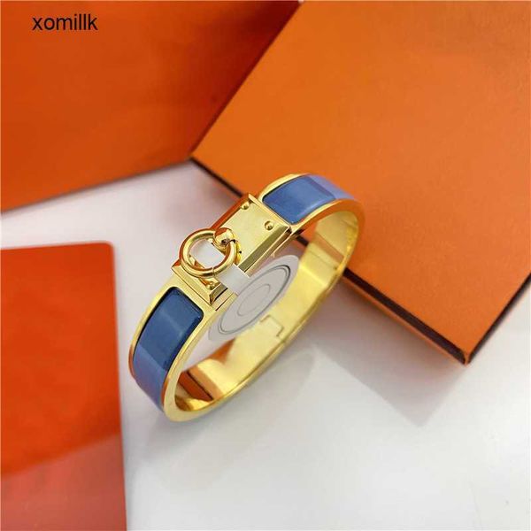 

hermm designer bracelet aijia h lock button high version letter enamel style titanium steel clasp 987q, Black