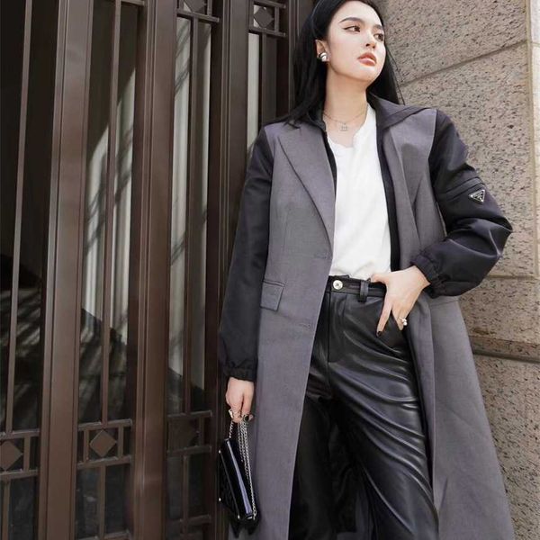 

32% off family spring and autumn new classic nylon triangle hooded vest+spliced sleeve length fashionable suit coat, White;black