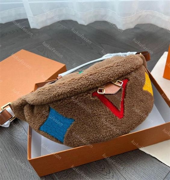 

designer crossbody bag womens teddy bumbag mens fluffy shoulder bags fashion wool fuzzy bum bag l cross body handbags fanny pack p9580585