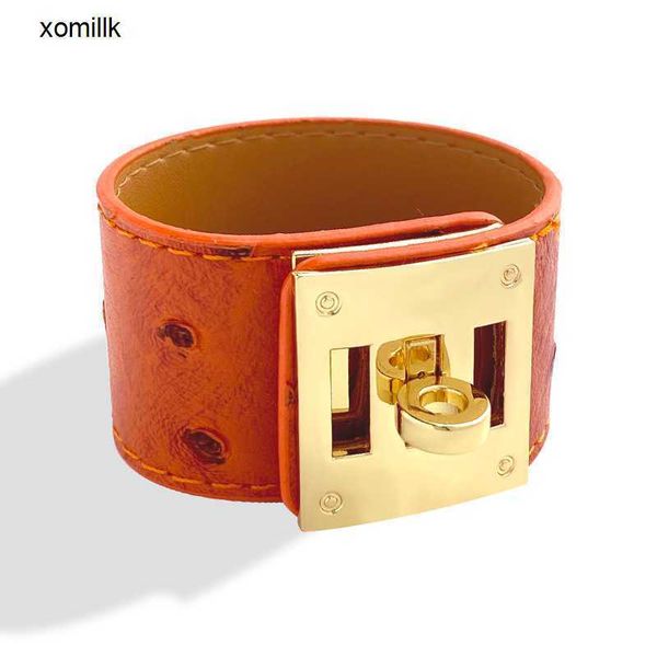 

hermm designer bracelet 56 creative and fashionable pu wide rotating metal buckle leather punk rock lru3, Black