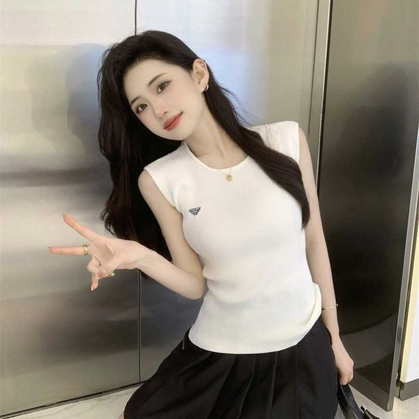 

32% off family spring/summer new fashion classic triangle label sleeveless slim fit knit tank top, White;black