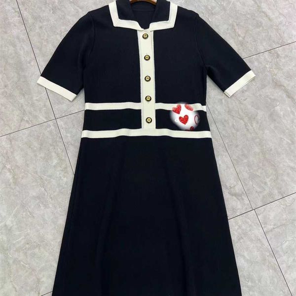 

36% off gujia new product black white contrasting polo collar single breasted knitted dress with waist reduction and slim medium length, Black;gray