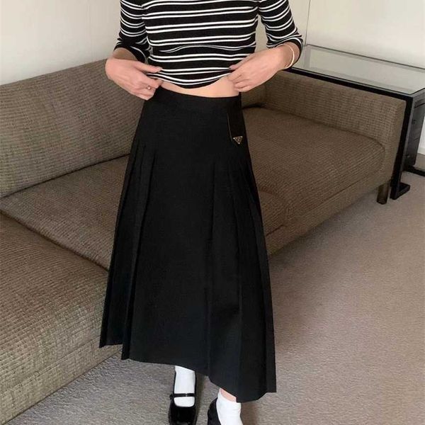 

32% off family spring/summer new half women's waist pleated triangle decorative design ballet qianjin style skirt, Black