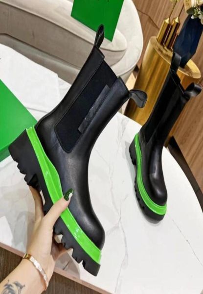 

2023 latest women boots tire storm tires up chunky high boot real leather shoes crystal outdoor martin chaussures de designer bott4366257, Black