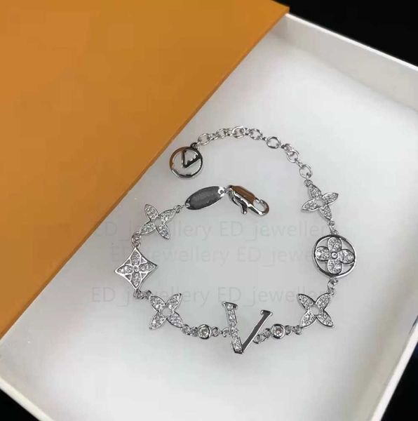 

charm bracelets luxury designer elegant gold and silver fashion women's letter pendant clover wedding special design jewelry quality wi, Golden;silver