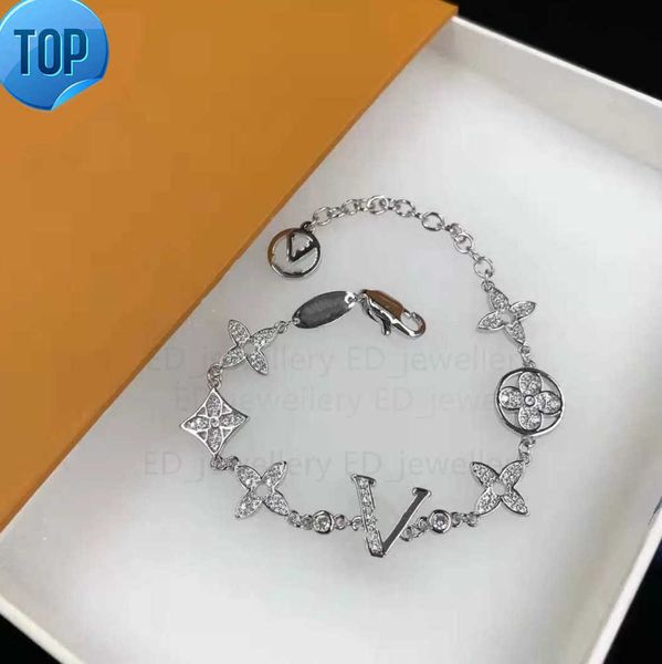 

charm bracelets luxury designer elegant gold and silver fashion women's letter pendant clover wedding special design jewelry quality wi, Golden;silver