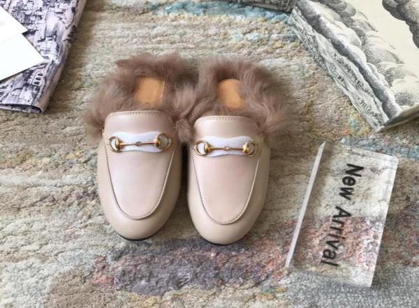 

2021 designer women sandals leather autumn winter warm slippers classic metal buckle embroidery stylist shoes men half4657438, Black