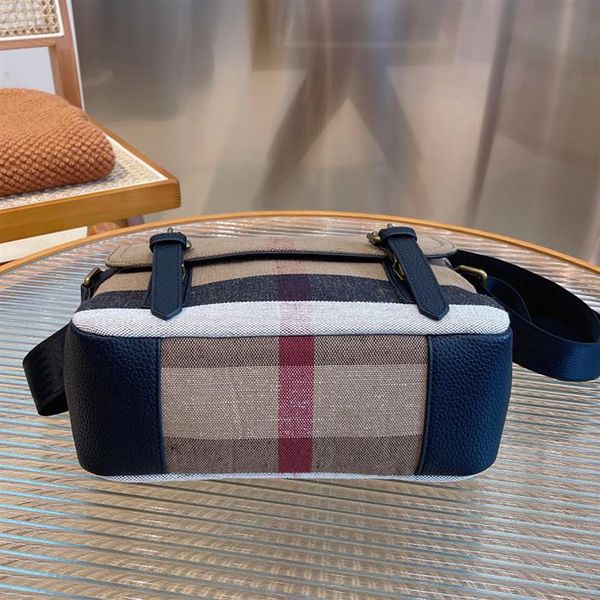 

2021 new classic checkered postman bag canvas leather shoulder crossbody messenger bags purse stripes flap wallet size30 22718