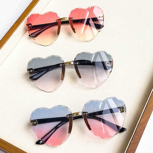 

other fashion accessories fashion brand heart kids sunglasses children retro cute pink cartoon sun glasses frame girls boys baby sunglasses, Silver