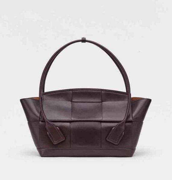 

original designer fashion bags s bottegas039s venetas039ss arco medium european agent purchase cowhide portable b v2133462