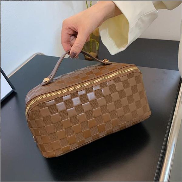 

new ins large-capacity portable girl makeup bag women cosmetic bags244e