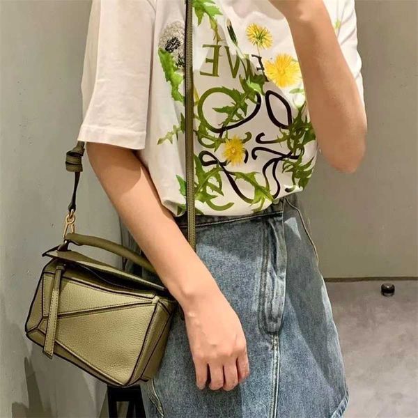 

36% off edition luo micro t-shirt dandelion flower luxury embroidery print round neck short sleeve girls' feeling, White