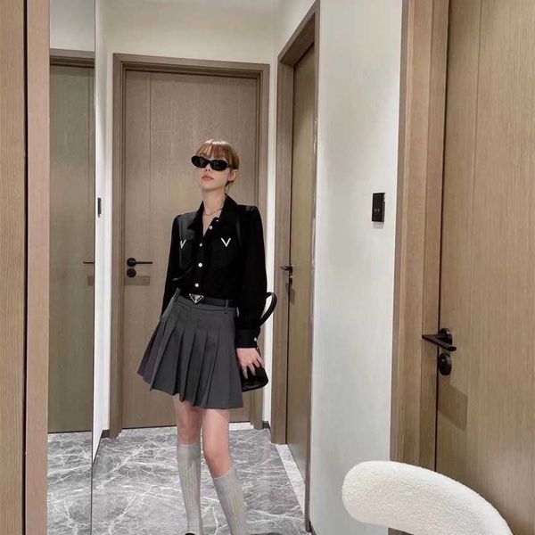 

32% off family spring/summer new style temperament fashion triangle elevation waist show thin pleated half length skirt, Black