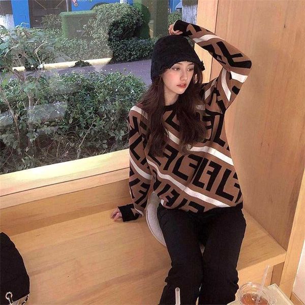 

26% off star style retro floral letter knit shirt women's spring and autumn trendy loose printed round neck wool clothes, White;black