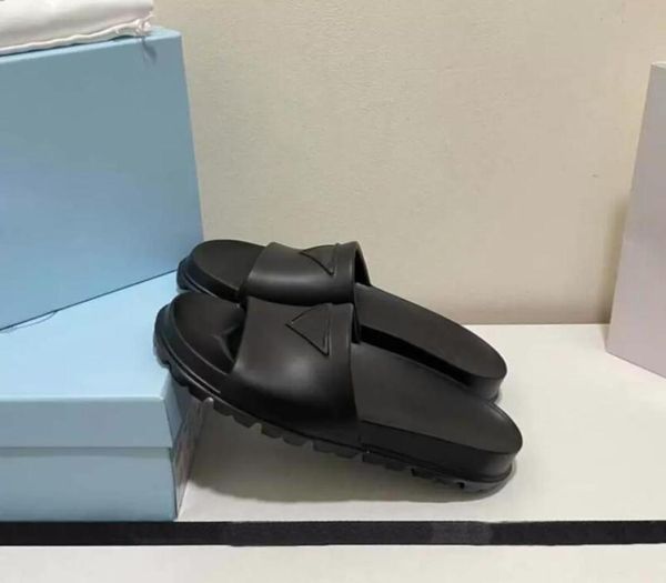 

new designer fashion men women sandals slippers classic real leather rubber slides platform flats flip flops shoes sneakers boots 2986763, Black