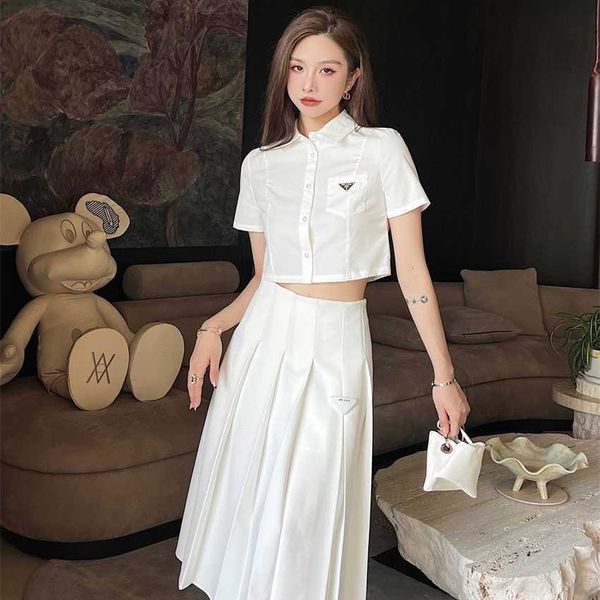 

family spring/summer new triangle decoration short shirt+pleated half skirt simple and magnificent set, White