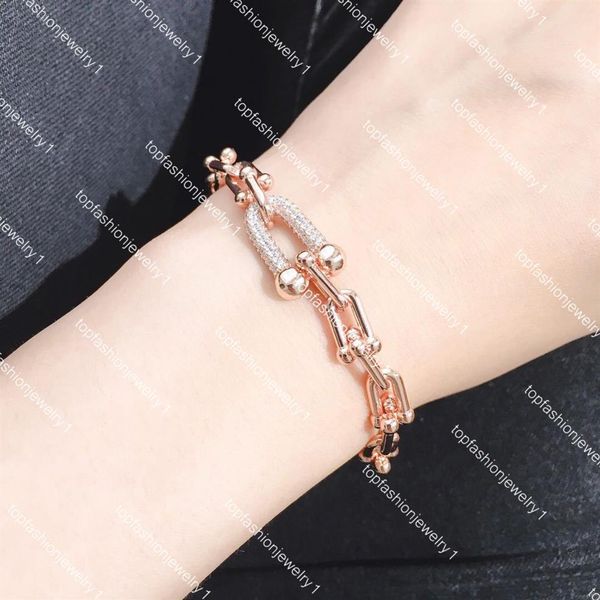 

tif designer bracelet u-shaped joint surround bracelet chain inlaid with diamond vintage metal texture horseshoe shaped girlfriend250w, Golden;silver