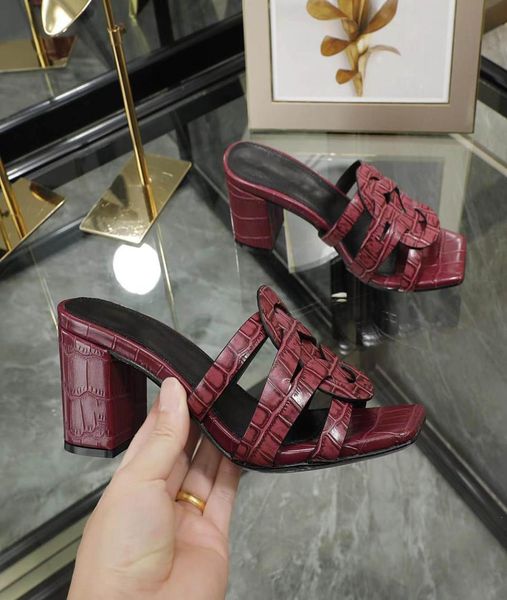 

round toe flat crocodile print sandals square toe thick heel slippers allmatch clothes beach flipflops designer women0391794790, Black
