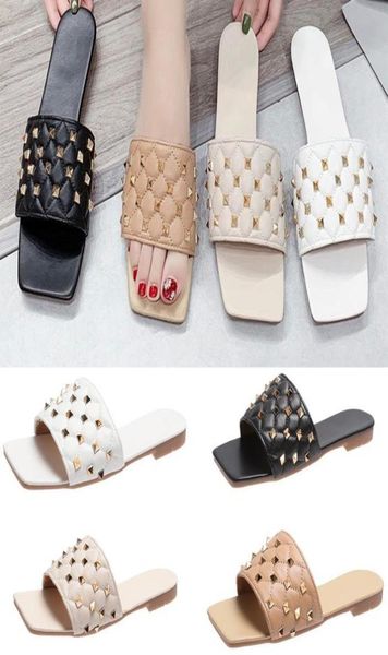 

2021 women sandals slides style rivet square head slipper summer beach slippers outdoor flip flops 35432830524, Black