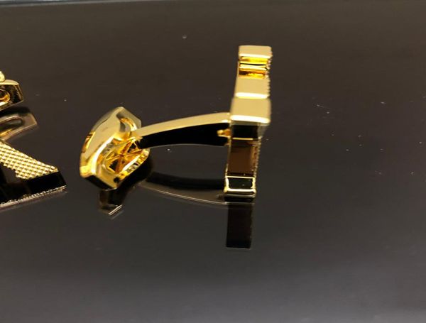

luxury designer cufflinks men classic letters cuff links shirt accessories wedding gifts fashion customize jewelry wed1097896, Silver