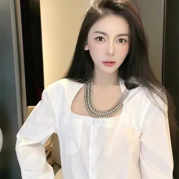 

26% off family spring/summer new trendy and cool style u-neck chain design shirt, White
