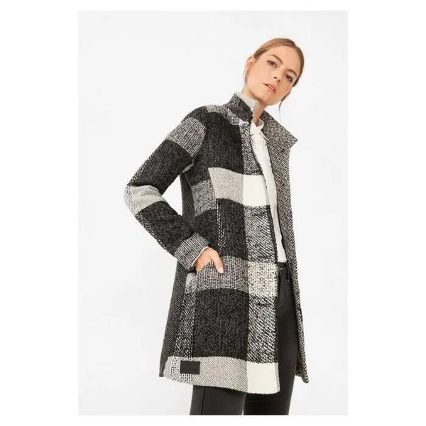

fur spanishstyle black and white blended wool overcoat